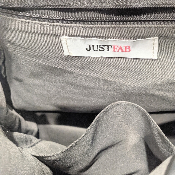 Mid-Size Backpack 💮 - Picture 3 of 3